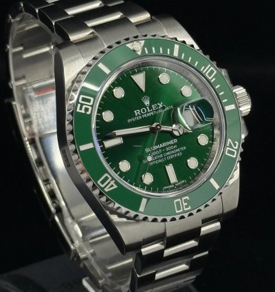 Rolex Submariner Date Full Stickersbut Back Case And White Tag