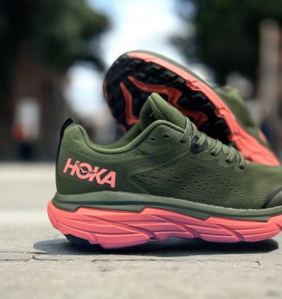 Hoka Challenger Atr 6 Sneakers
