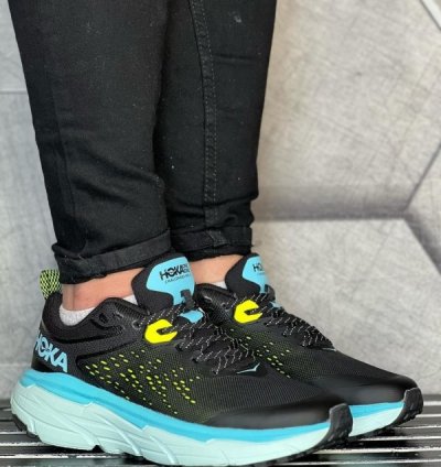 Hoka Challenger Atr 6 Sneakers