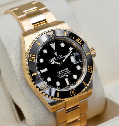 Rolex Submariner Date Full Yellow Gold