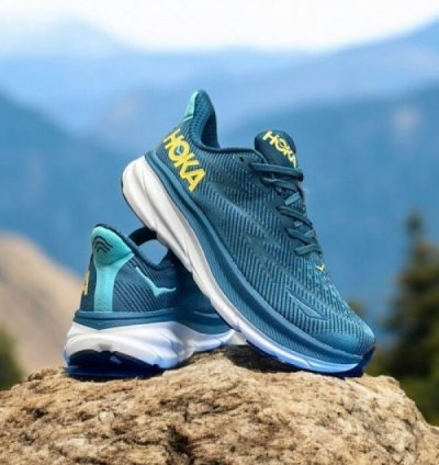 Hoka Clifton 9 Navy Blue Sneakers