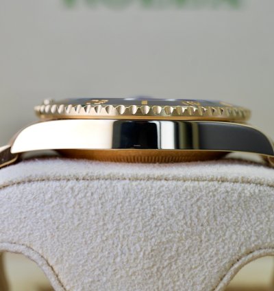 Rolex Submariner Date Full Yellow Gold