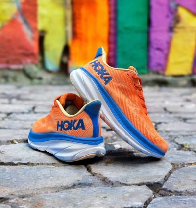 Hoka One Clifton 9 Navy Red Sneakers