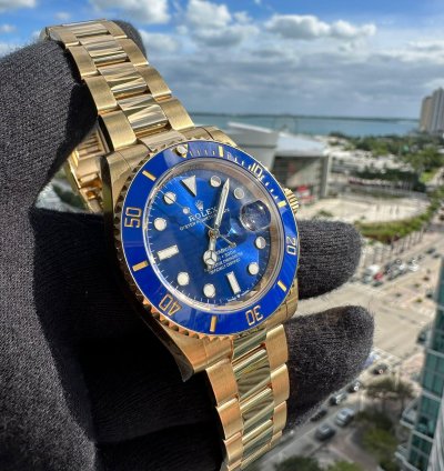 Rolex Submariner Date Gold Bluesy 126618lb Full Set