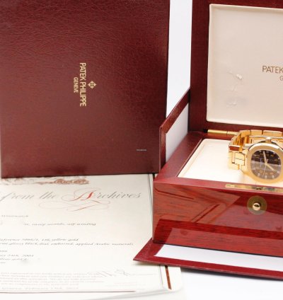 Patek Philippe Aquanaut 5066 1j