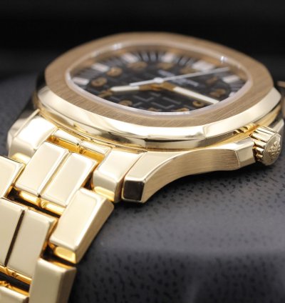 Patek Philippe Aquanaut 5066 1j