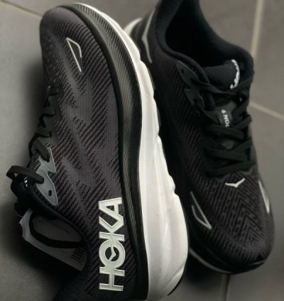 Hoka One One Clifton 9 Black Sneakers