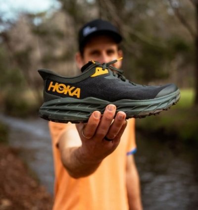 Hoka One One Speedgoat 5 Sneakers