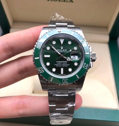 Rolex Submariner Date Hulk -old Card