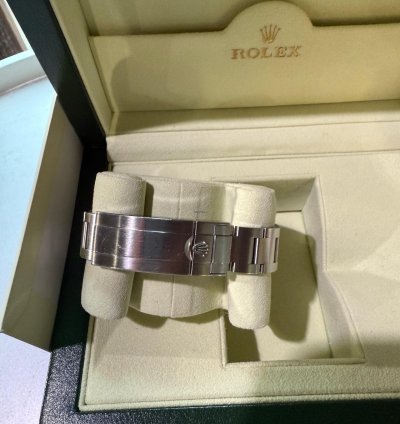 Rolex Submariner Date Hulk 116610lv