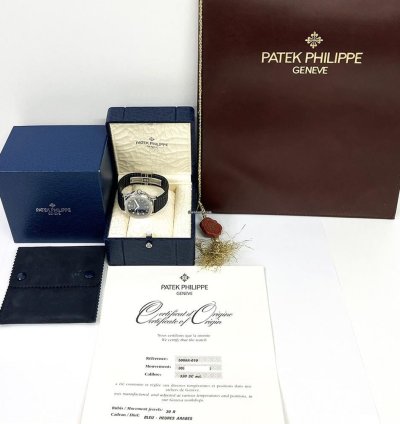 Patek Philippe Aquanaut 5066a-010 Stainless Steel With Blue Dial Watch