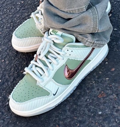 Kyler Murray X Nike Sb Dunk Low Be 1 Of One Sneakers