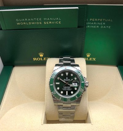 Rolex Submariner Date Hulk Green Dial