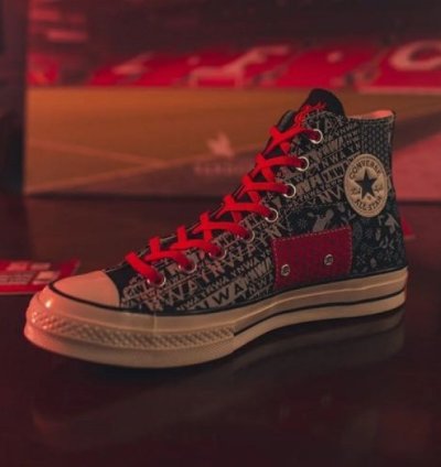 Liverpool Fc X Converrse Chuck 70 White Black Sneakers