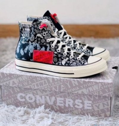 Liverpool Fc X Converrse Chuck 70 White Black Sneakers