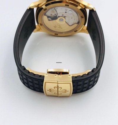 Patek Philippe Aquanaut 5068r-001