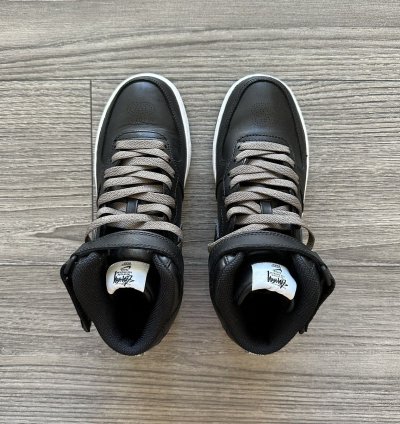 Study Nike Air Force 1 Mid