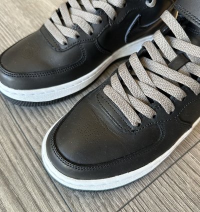 Study Nike Air Force 1 Mid