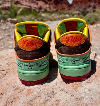 Nike Sb Dunk Low Rodeo Tourmaline