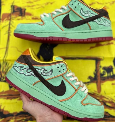 Nike Sb Dunk Low Rodeo Tourmaline