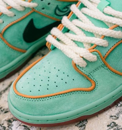 Nike Sb Dunk Low Rodeo Tourmaline