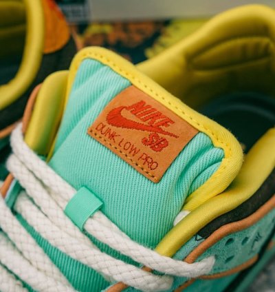 Nike Sb Dunk Low Rodeo Tourmaline