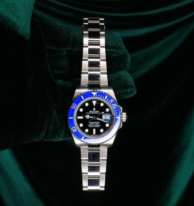 Rolex Submariner Date Mint Complete Set Submariner Date Cookie Monster Black Dial White Gold Steel 126619lb