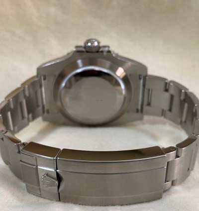 Rolex Submariner Date New 2020 Full Set Submariner Date Hulk Discontinued Model New Style Card