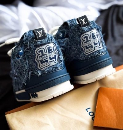 Louisvuitton Skate Blue Sneakers