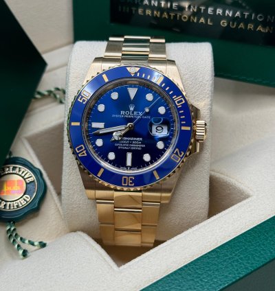 Rolex Submariner Date New 2022 Yellow Gold Sunburst Blue Dial Ceramic Bezel