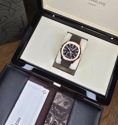 Patek Philippe Aquanaut 5164r Mint 18k Rose Gold