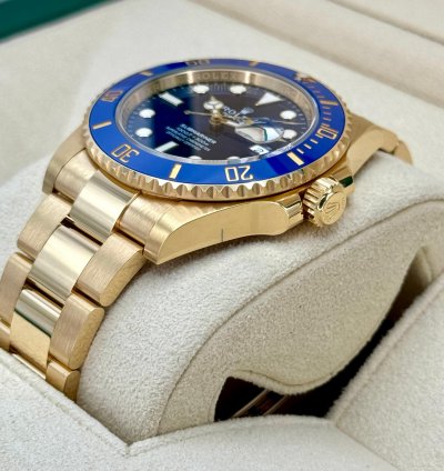 Rolex Submariner Date New 2024 Submariner Bluesy 41mm 126618lb Yellow Gold Blue Dial