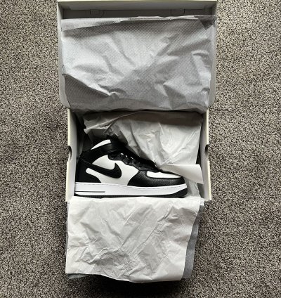 Stussy Nike Air Force 1 Mid