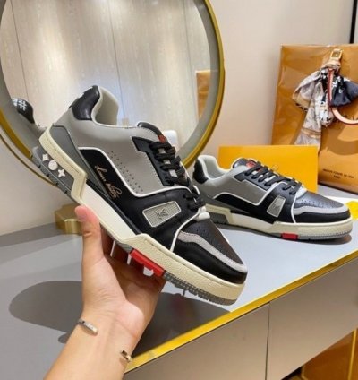 Louisvuitton Trainer Sneaker Grey Black Sneakers