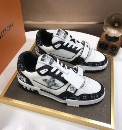 Louisvuitton Trainer Stripe Black White Sneakers