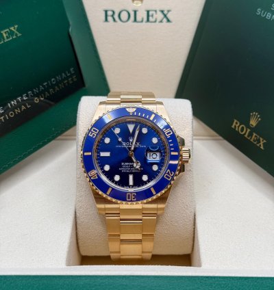 Rolex Submariner Date New 2025 Yellow Gold Sunburst Blue Dial Ceramic Bezel