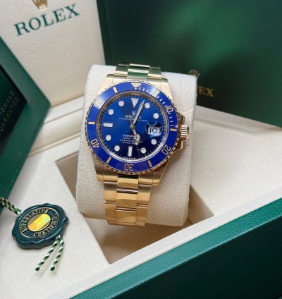 Rolex Submariner Date New 2025 Yellow Gold Sunburst Blue Dial Ceramic Bezel