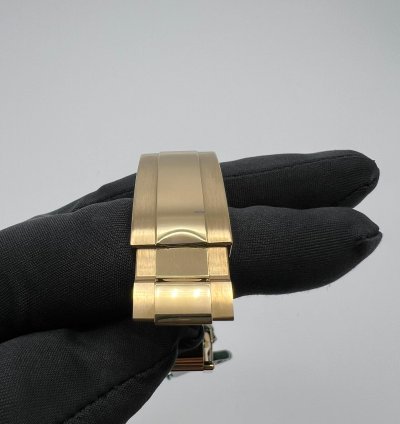 Rolex Submariner Date New Complete Set