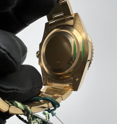 Rolex Submariner Date New Complete Set