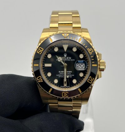 Rolex Submariner Date New Complete Set