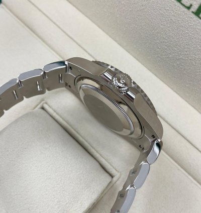 Rolex Submariner Date New Submariner Date 41mm 126619lb White Gold Blue Bezel Black Dial