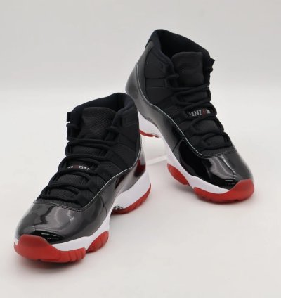 Air Jordan 11 Retro Playoffs Bred