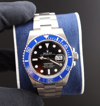 Rolex Submariner Date New Submariner Date Cookie Monster 126619lb New Complete Set