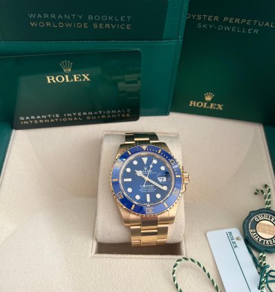 Rolex Submariner Date New Unworn Full Sticker 126618lb Yellow Gold