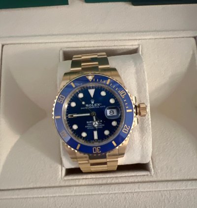 Rolex Submariner Date New Unworn Full Sticker 126618lb Yellow Gold