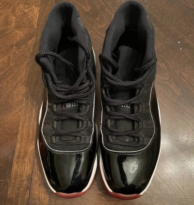 Air Jordan 11 Retro Playoffs Bred
