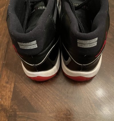 Air Jordan 11 Retro Playoffs Bred