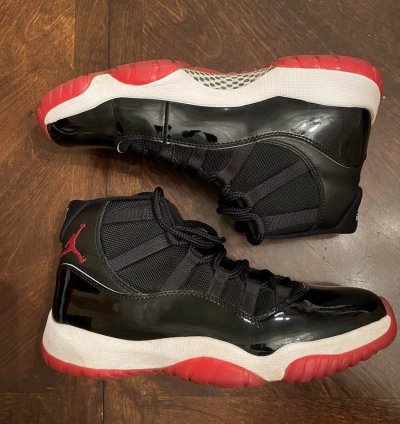Air Jordan 11 Retro Playoffs Bred