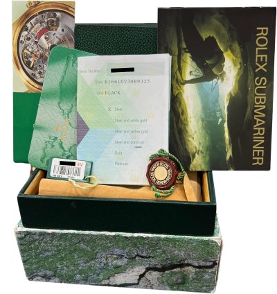 Rolex Submariner Date Nos Flat 4 Rolex Submariner Date Kermit Papers Stickered Green 40mm 16610 Box