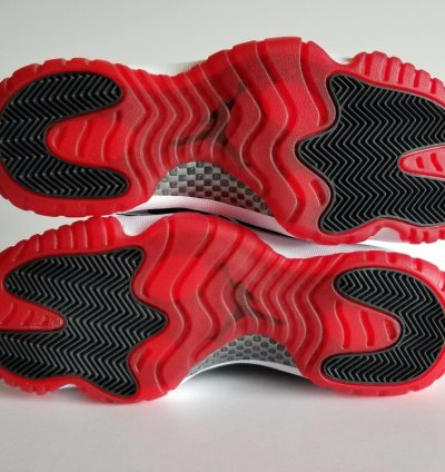 Air Jordan 11 Retro Playoffs Bred